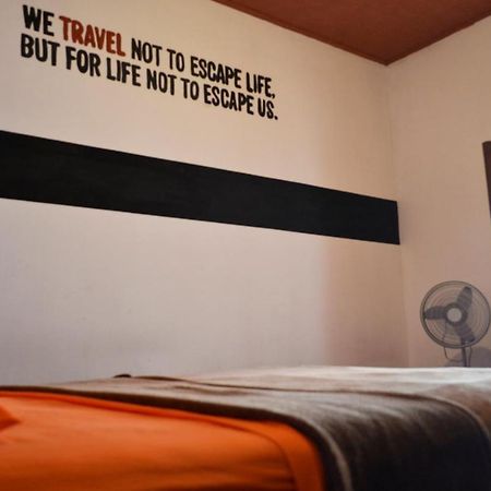 Nostalgic Hostel Ville de Guatemala Extérieur photo